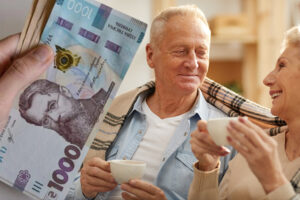 Пенсии в Украине вырастут с 1 марта: кому проиндексируют выплаты