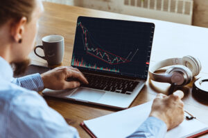 Трейдер спрогнозував ціну Біткоїна й збагатився на $77 400: як саме