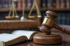 Подсанкционная платежная система LEO выиграла суд у НБУ: регулятор обжалует решение