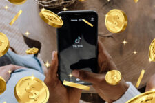 TikTok обновил правила монетизации: как будут платить пользователям