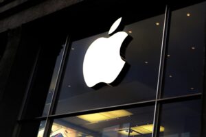 На порозі змін: як Apple адаптується до глобальних викликів