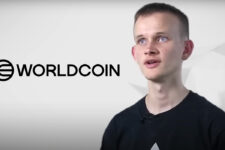 Виталик Бутерин похвалил Worldcoin: как отреагировала цена WLD