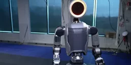 Boston Dynamics представила новую версию человекоподобного робота