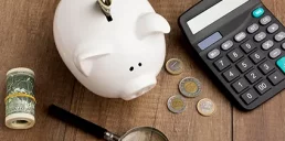 Названо умови, за яких податкова зніматиме гроші з рахунків українців