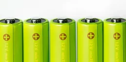 Ученые смогли повысить эффективность батарей благодаря беспорядку