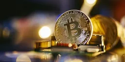 Аналитики Bernstein назвали дату, когда Биткоин достигнет $200 тыс.