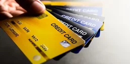 Карточками каких банков украинцы пользуются больше всего — НБУ