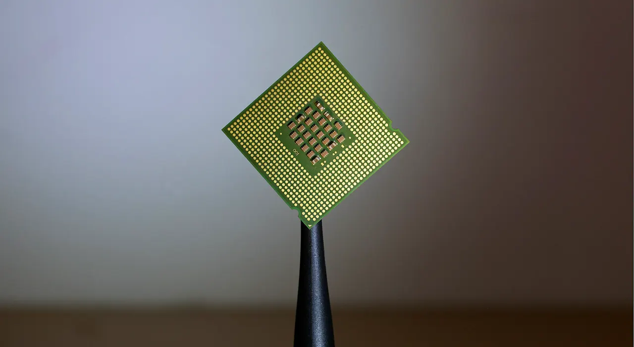 Учені знайшли спосіб створити швидші та ефективніші чипи