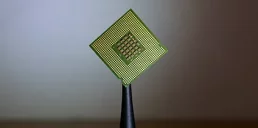 Ученые нашли способ создать более быстрые и эффективные чипы