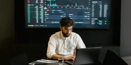 Какую стратегию использовать при проседании Биткоина: мнение ведущего аналитика