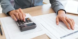 Хто з українців зможе менше платити за електроенергію у квітні