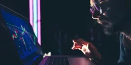 Криптотрейдер за два дня превратил $3,5 тыс. в $3,2 млн, купив этот мемкоин