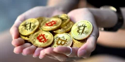 Біткоїн досягає нових максимумів, але фіксація прибутку низька: що це означає