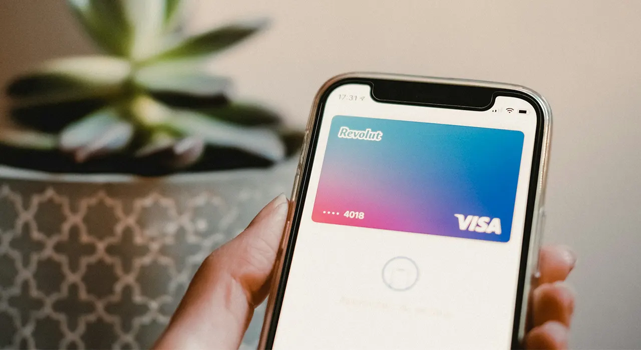 Revolut планирует получить банковскую лицензию еще в одной стране