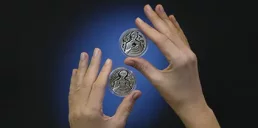 НБУ презентовал памятную монету ко Дню Вооруженных Сил Украины