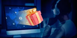 Що подарувати криптоентузіасту на свята