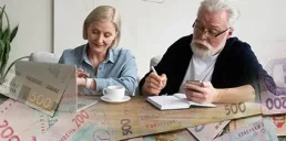 Пенсионерам доплатят по 2300 грн: кто получит деньги