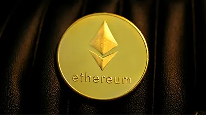 Ціна Ethereum може досягти $7400 у 2025 році: технічний аналіз