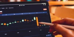 Як змінилася ринкова капіталізація крипторинку в 2025 році