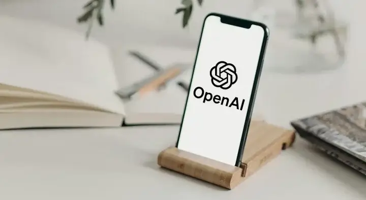 OpenAI купить відомий стартап Windsurf за $3 млрд