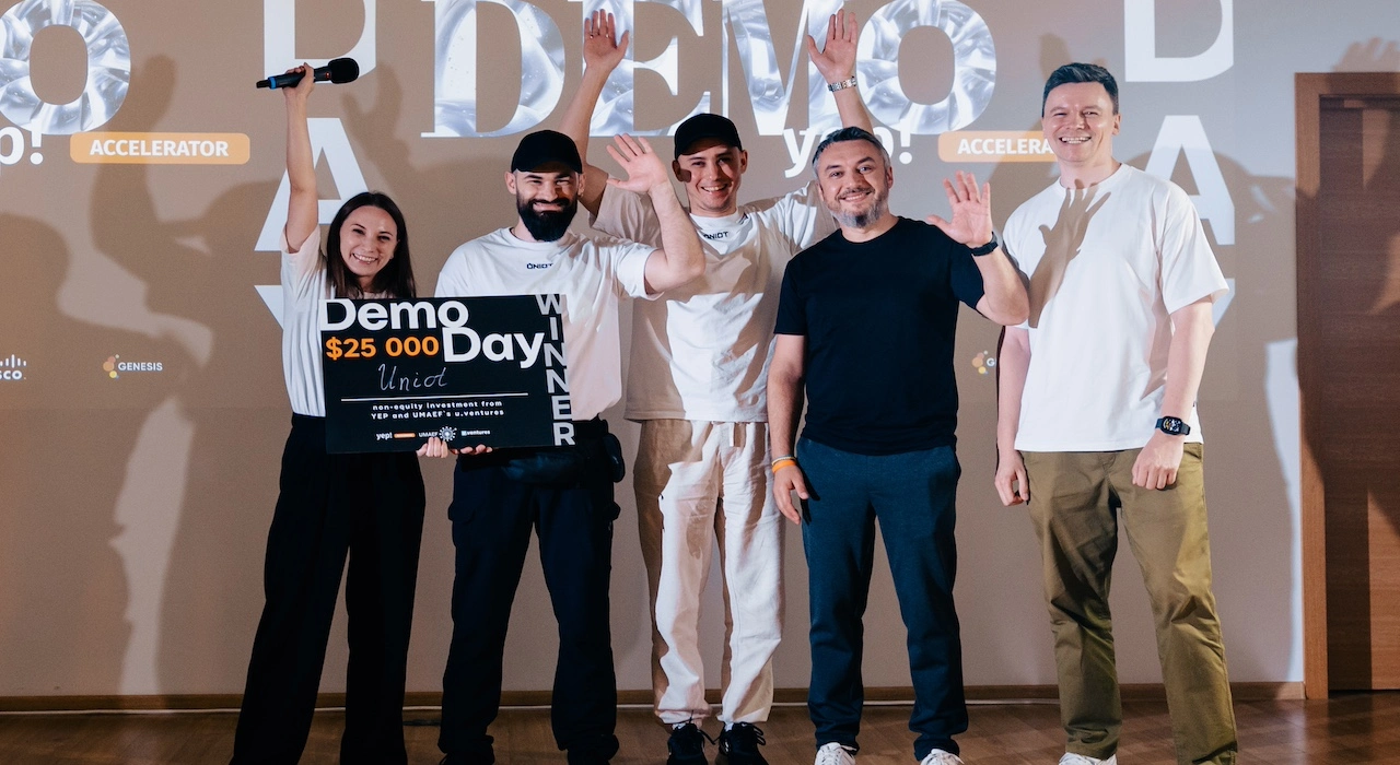 Український стартап Uniot переміг на YEP Accelerator Demo Day