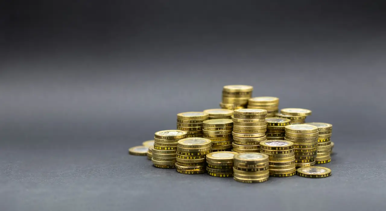 У кого з українців найвища пенсія: екснардеп отримує 246 тис. грн на місяць