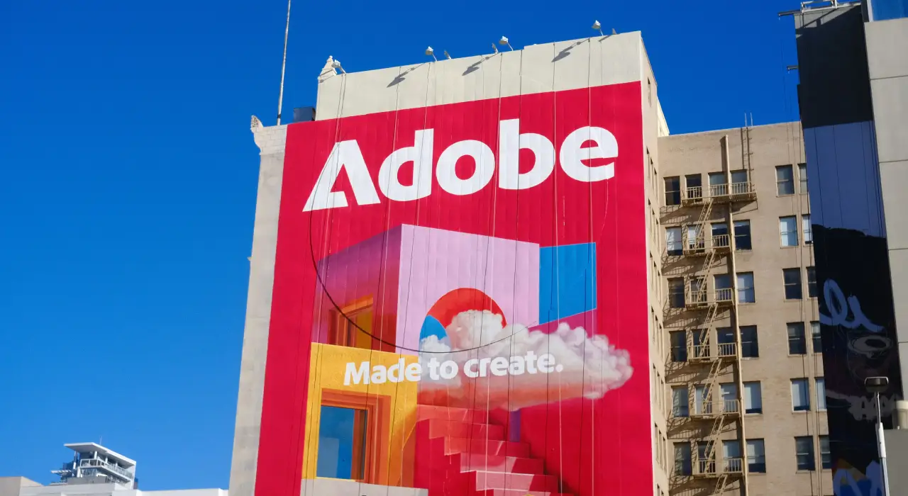Adobe вливає $25 млрд у викуп акцій: причини 
