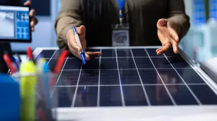 Вчені створили сонячну батарею, що зберігає енергію роками