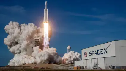 SpaceX готується до найбільшого IPO в історії