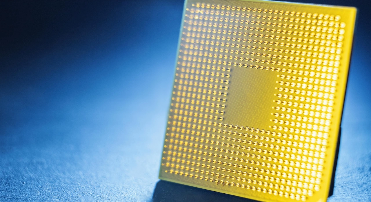 IBM представила перший у світі чип до 1 нанометра