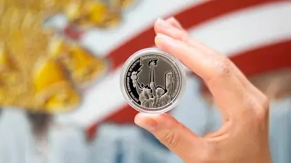 НБУ представив срібну пам’ятну монету на честь 250-річчя США