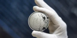 НБУ випустив унікальну срібну монету до 35-річчя Незалежності України