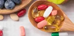 Акліматизація без температури та слабкості: які БАДи потрібні для підготовки до відпустки