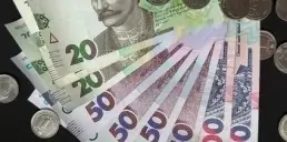 Скільки грошей втрачає Україна від зарплати у конвертах